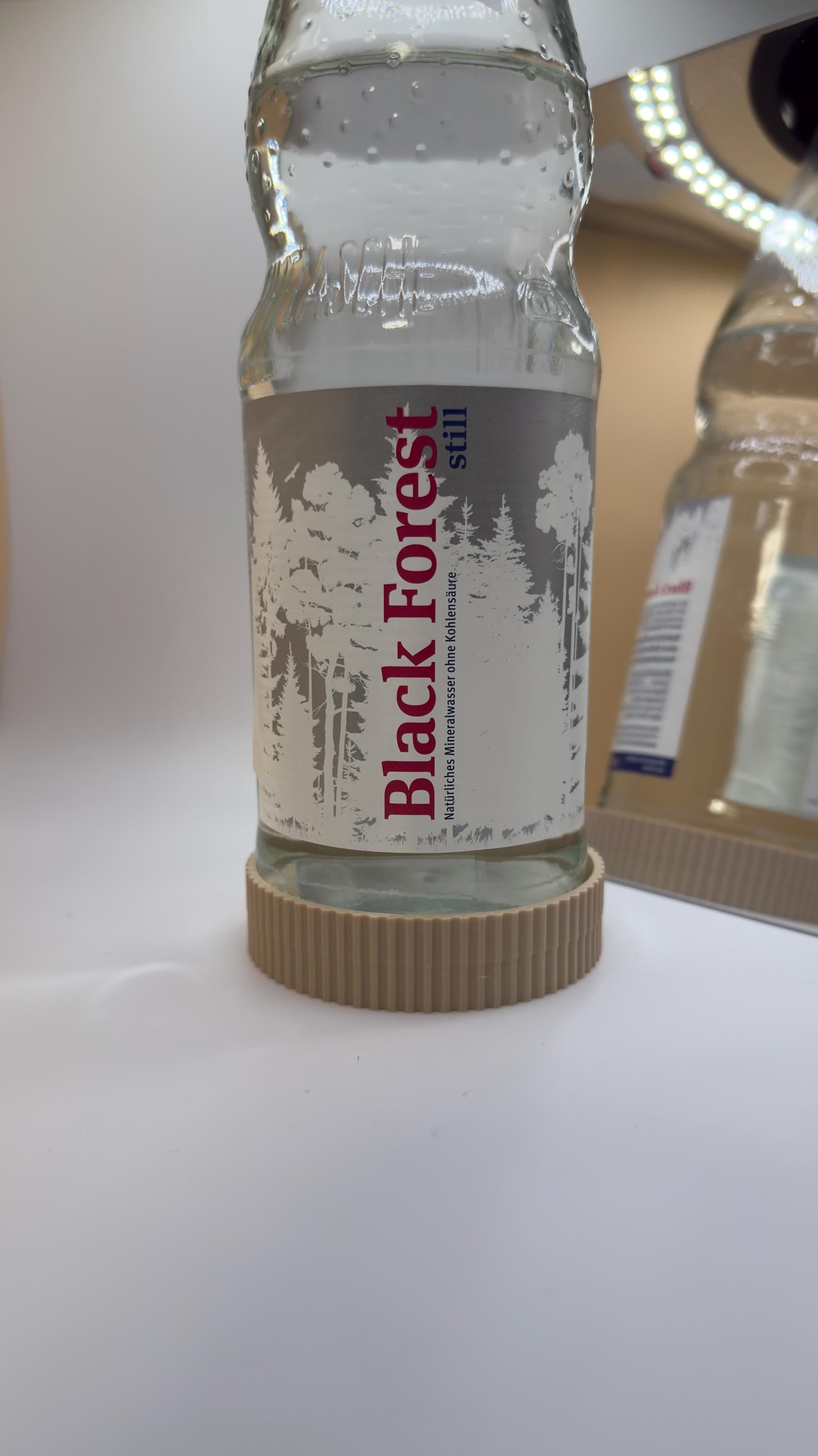 Stilvoller Glasflaschenständer – Perfekt für Wasserflaschen 3D-gedruckt aus PLA Rutschfest & stabil Modernes Design