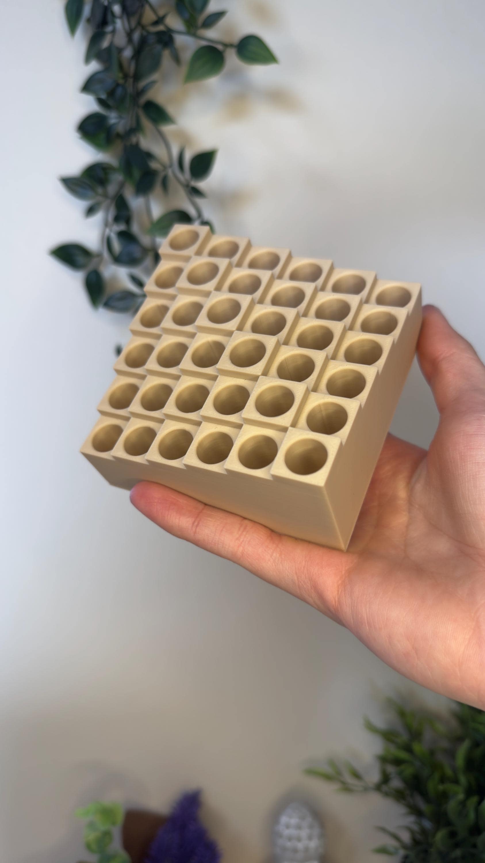 Perfume Sample Holder - 36 Slots