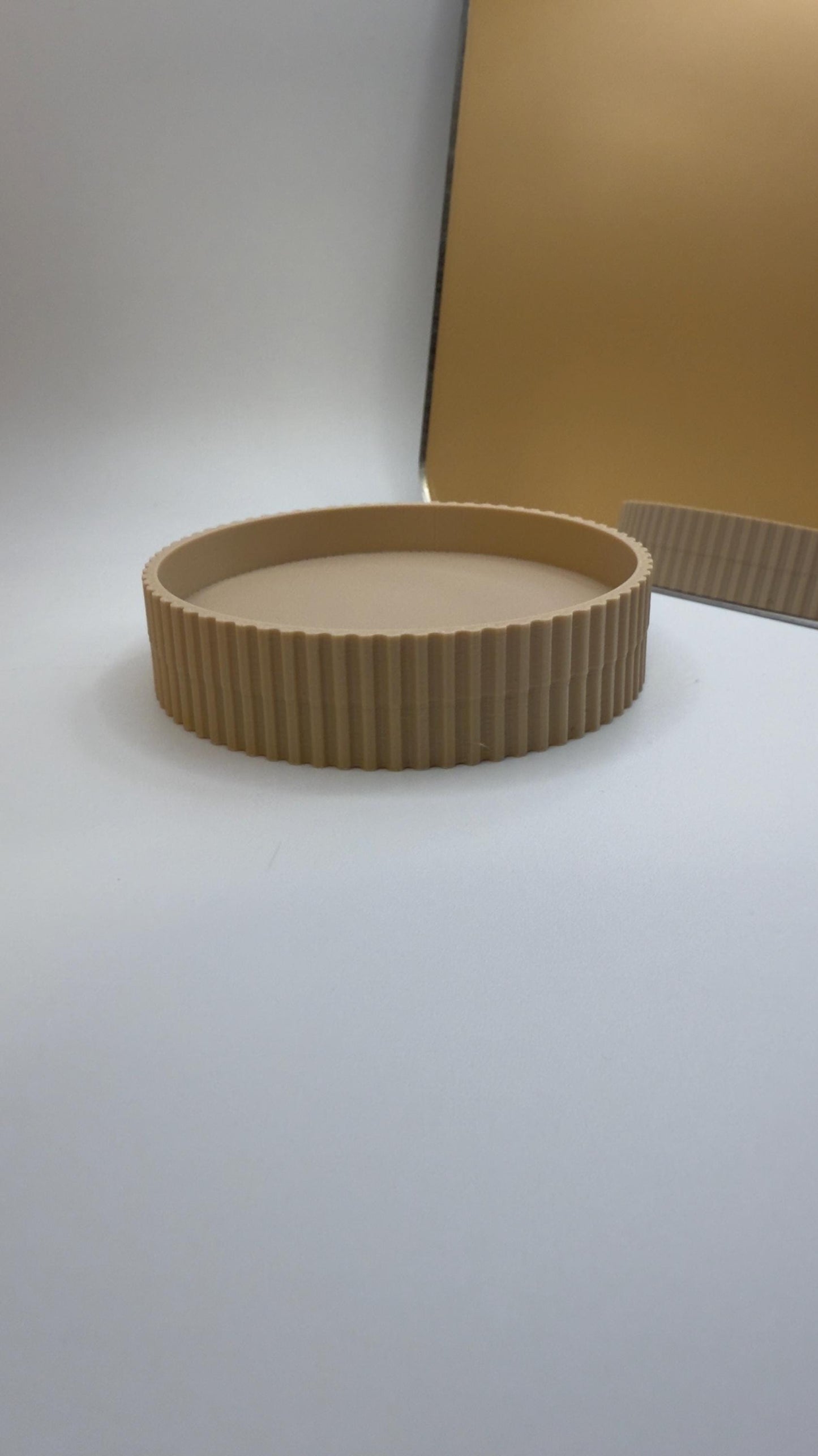 Stilvoller Glasflaschenständer – Perfekt für Wasserflaschen 3D-gedruckt aus PLA Rutschfest & stabil Modernes Design