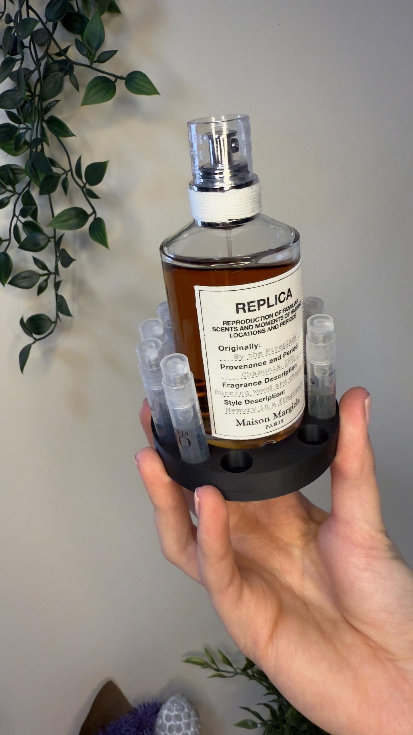 Personalisierbarer Parfüm- Proben-Organizer – Stilvoll, Praktisch & Minimalistisch