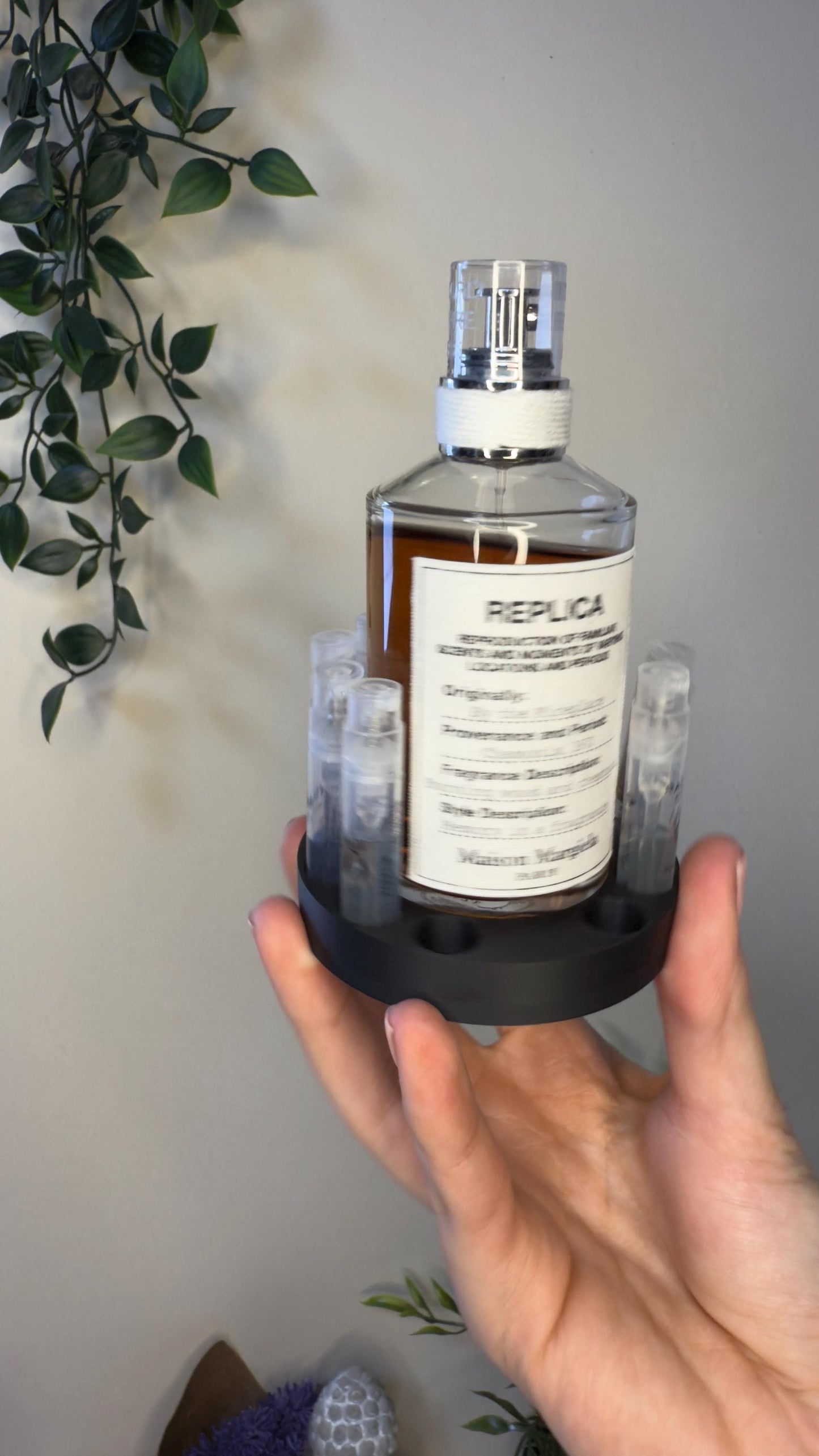 Personalisierbarer Parfüm- Proben-Organizer – Stilvoll, Praktisch & Minimalistisch