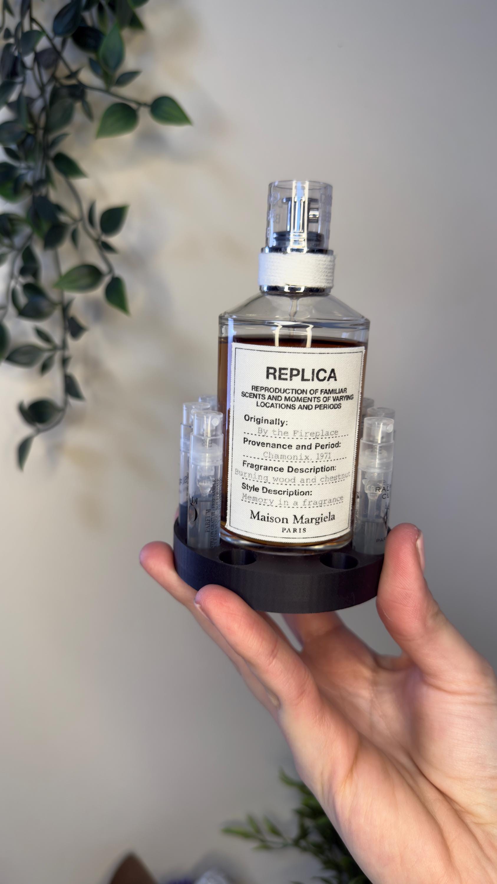 Personalisierbarer Parfüm- Proben-Organizer – Stilvoll, Praktisch & Minimalistisch