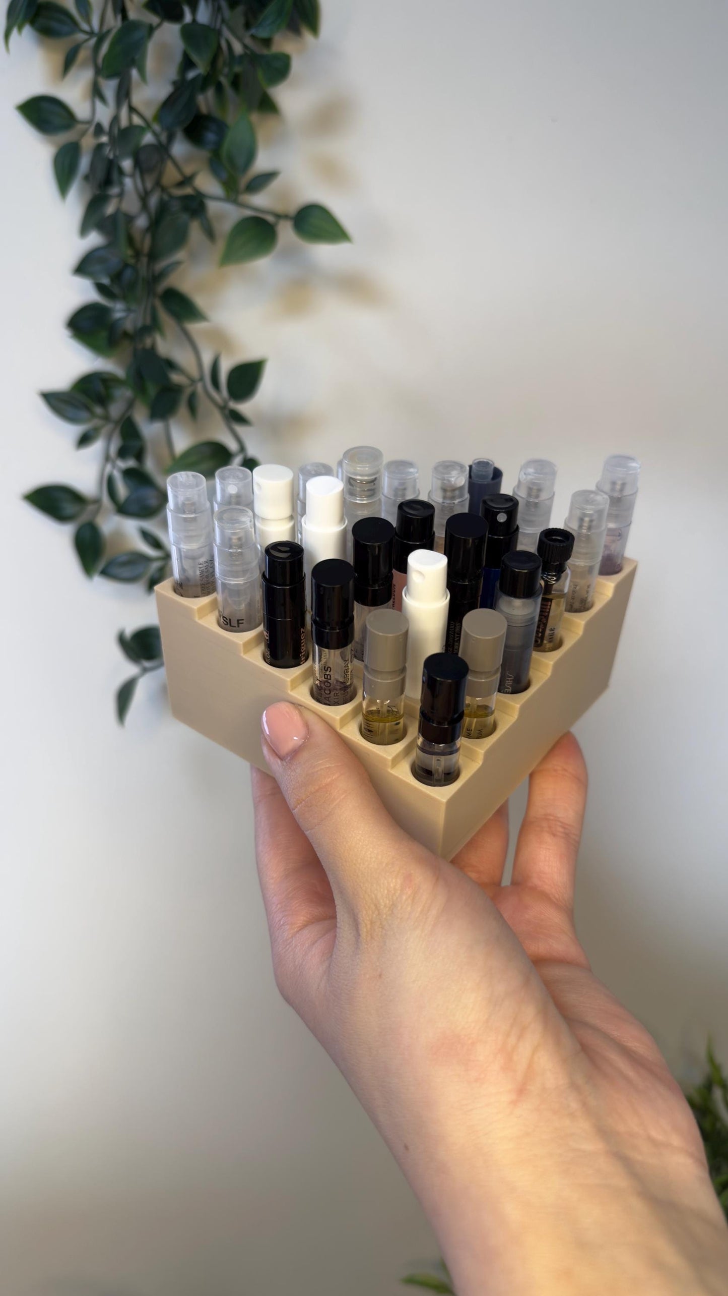 Perfume Sample Holder - 36 Slots