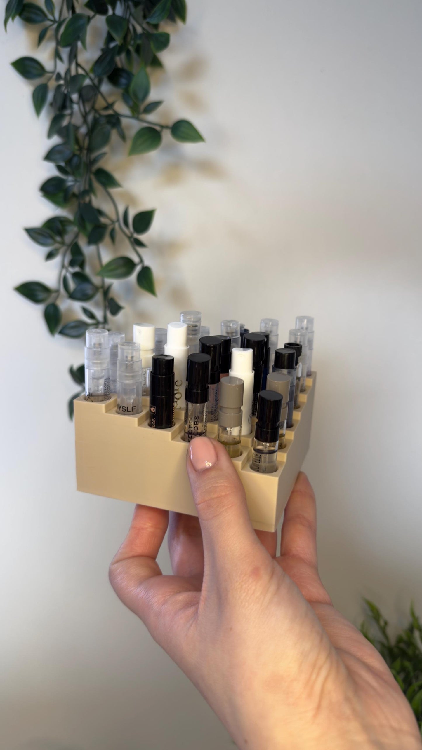 Perfume Sample Holder - 36 Slots